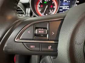 Suzuki Swift (2022) thumbnail 18