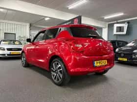 Suzuki Swift (2022) thumbnail 3