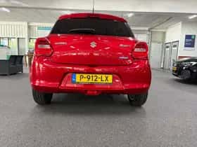 Suzuki Swift (2022) thumbnail 4