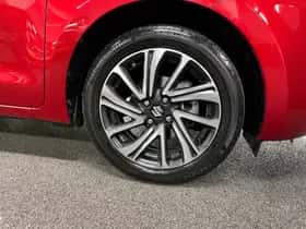 Suzuki Swift (2022) thumbnail 38