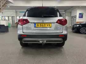 Suzuki Vitara (2022) thumbnail 5