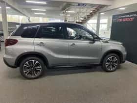Suzuki Vitara (2022) thumbnail 7