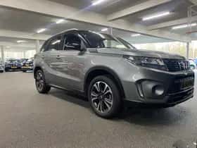 Suzuki Vitara (2022) thumbnail 8