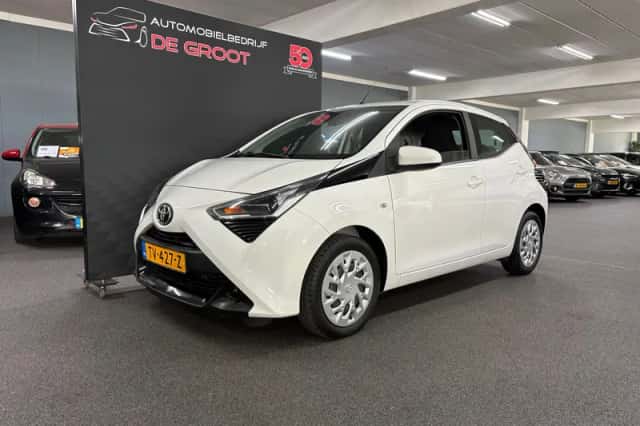 Toyota Aygo (2018) thumbnail 1