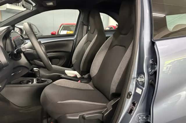 Toyota Aygo X (2025) thumbnail 4