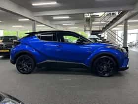 Toyota C-HR (2018) thumbnail 5