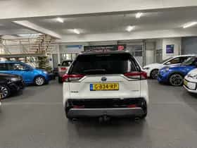 Toyota RAV4 (2019) thumbnail 5