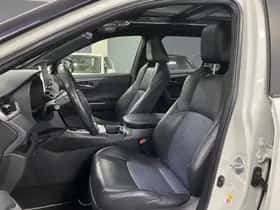 Toyota RAV4 (2019) thumbnail 10