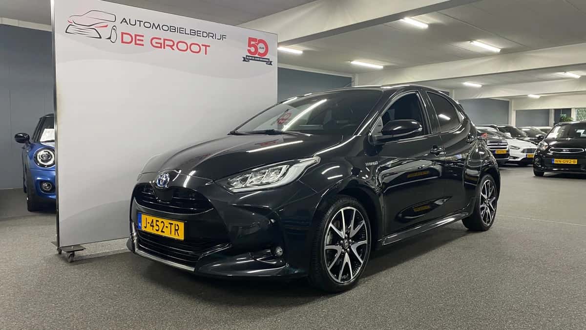 Toyota Yaris (2020) — foto 1