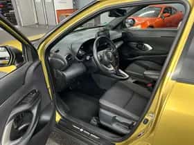 Toyota Yaris Cross (2023) thumbnail 12