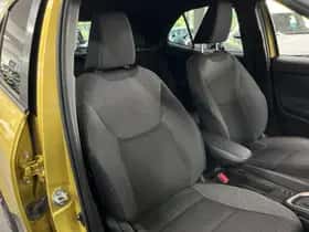 Toyota Yaris Cross (2023) thumbnail 16