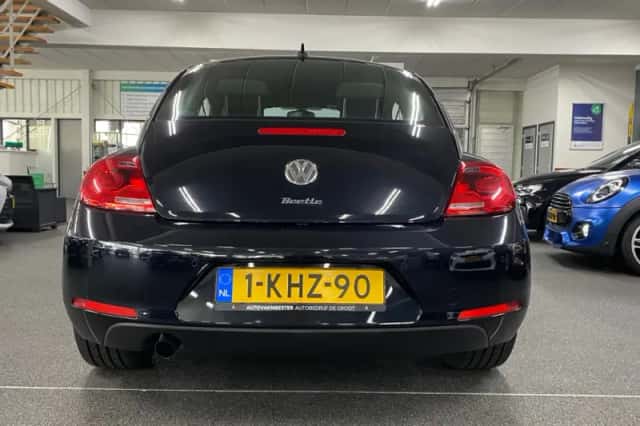 Volkswagen Beetle (2013) thumbnail 5