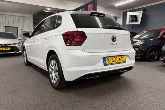 Volkswagen Polo (2021) thumbnail 3