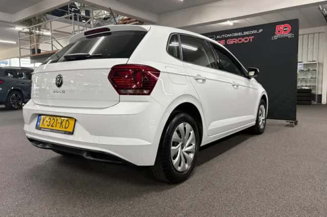 Volkswagen Polo (2021) thumbnail 5