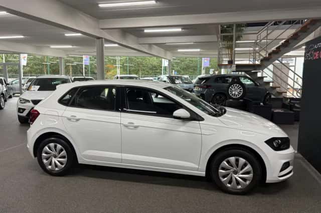 Volkswagen Polo (2021) thumbnail 6