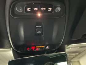Volvo XC40 (2018) thumbnail 27
