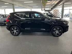 Volvo XC40 (2018) thumbnail 39
