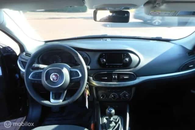 Fiat Tipo (2020) thumbnail 2