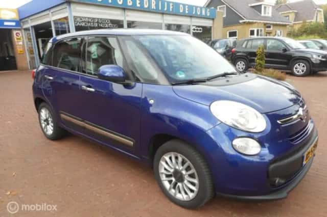 Fiat 500L (2016) thumbnail 1