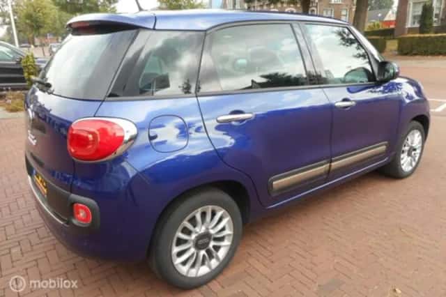 Fiat 500L (2016) thumbnail 4