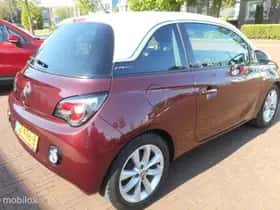 Opel Adam (2015) thumbnail 4