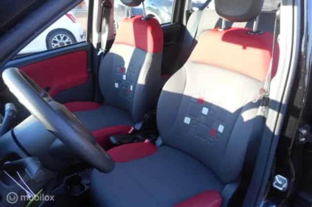 Fiat Panda (2015) thumbnail 4