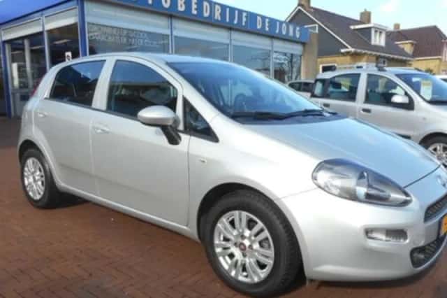 Fiat Punto (2016) thumbnail 1
