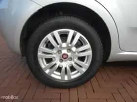Fiat Punto thumbnail 14