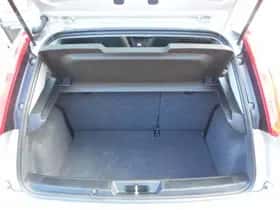 Fiat Punto thumbnail 9