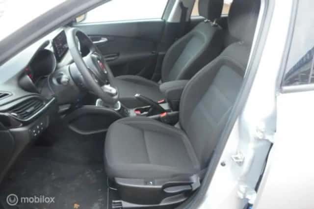 Fiat Tipo (2024) thumbnail 6