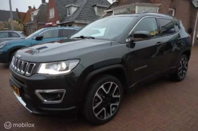 Jeep Compass (2020) thumbnail 3