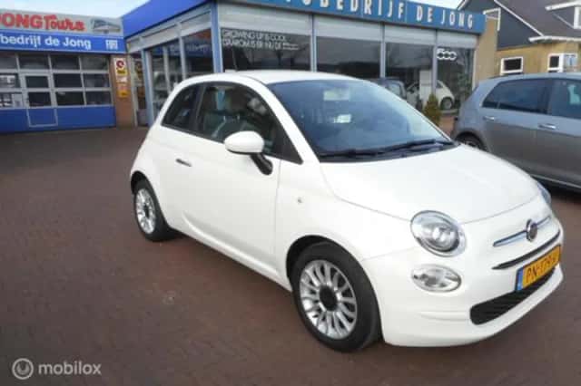 Fiat 500 (2017) thumbnail 1