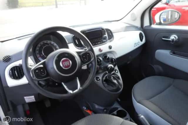 Fiat 500 (2017) thumbnail 2