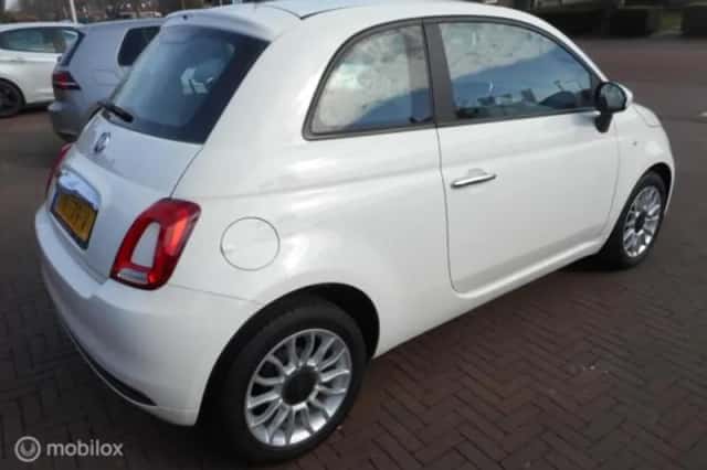 Fiat 500 (2017) thumbnail 4