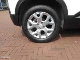 Jeep Avenger (2024) thumbnail 16