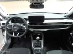 Jeep Avenger thumbnail 7