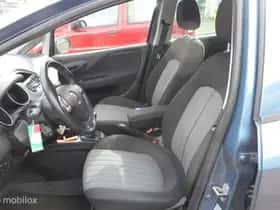 Fiat Punto (2018) thumbnail 6