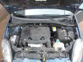 Fiat Punto thumbnail 8