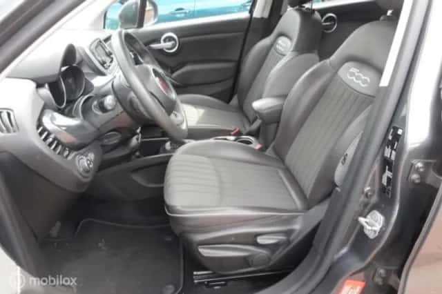 Fiat 500 (2020) thumbnail 2