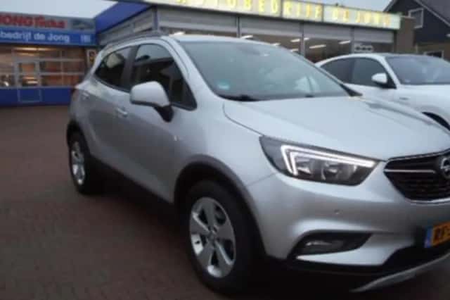 Opel Mokka (2017) thumbnail 3