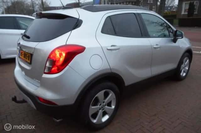 Opel Mokka (2017) thumbnail 5
