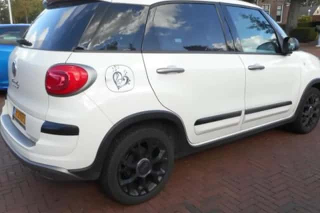 Fiat 500 (2020) thumbnail 4