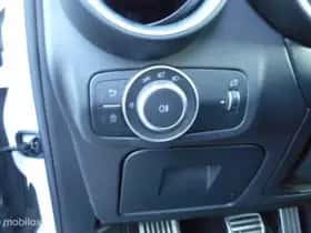 Alfa Romeo Stelvio (2020) thumbnail 20