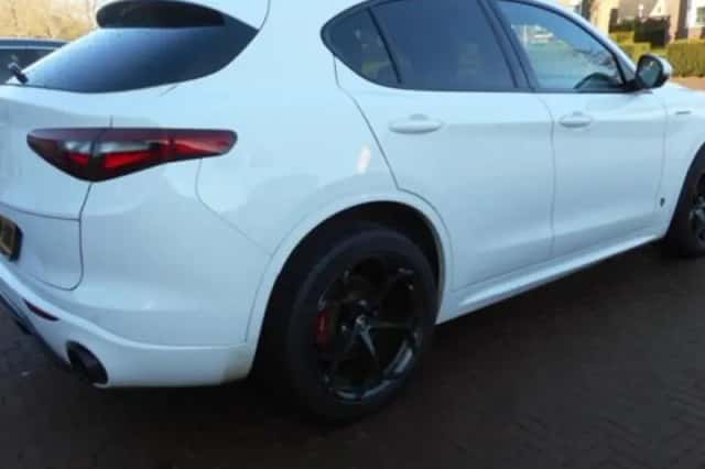 Alfa Romeo Stelvio (2020) thumbnail 5