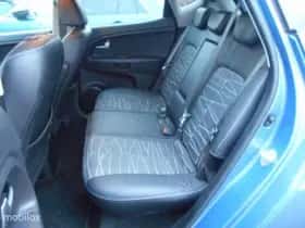 Kia Venga (2013) thumbnail 7