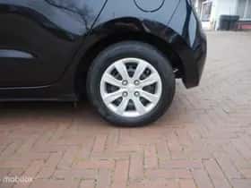 Hyundai i10 (2019) thumbnail 12