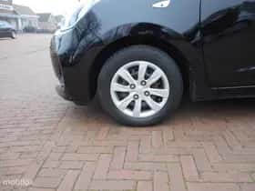 Hyundai i10 (2019) thumbnail 13