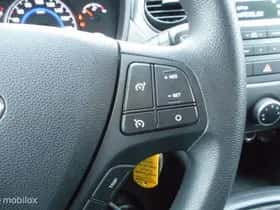 Hyundai i10 (2019) thumbnail 23