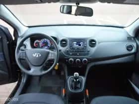 Hyundai i10 (2019) thumbnail 9