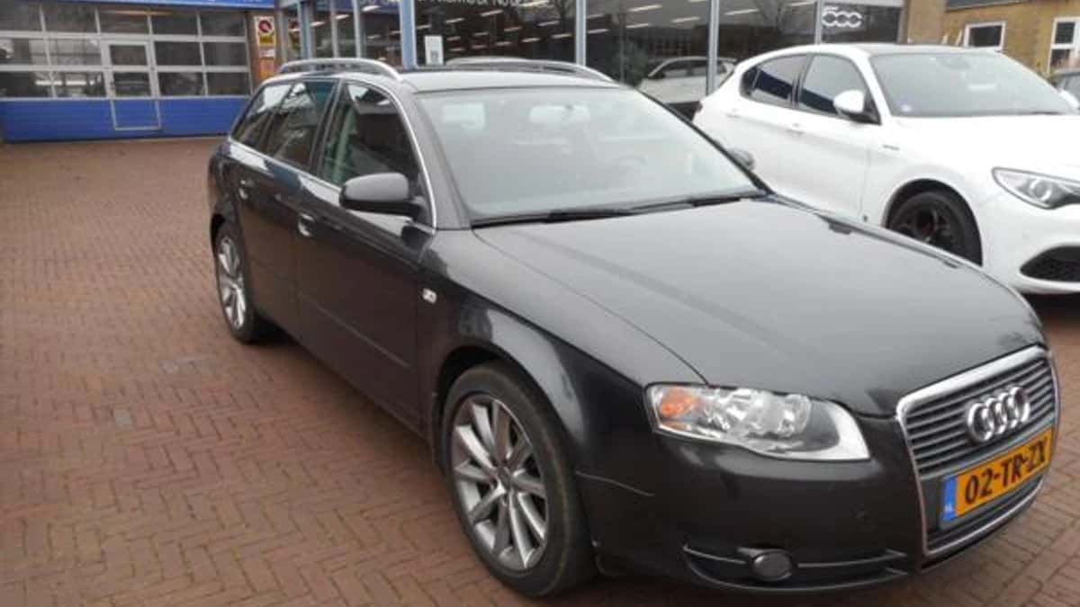 Audi A4 — foto 1